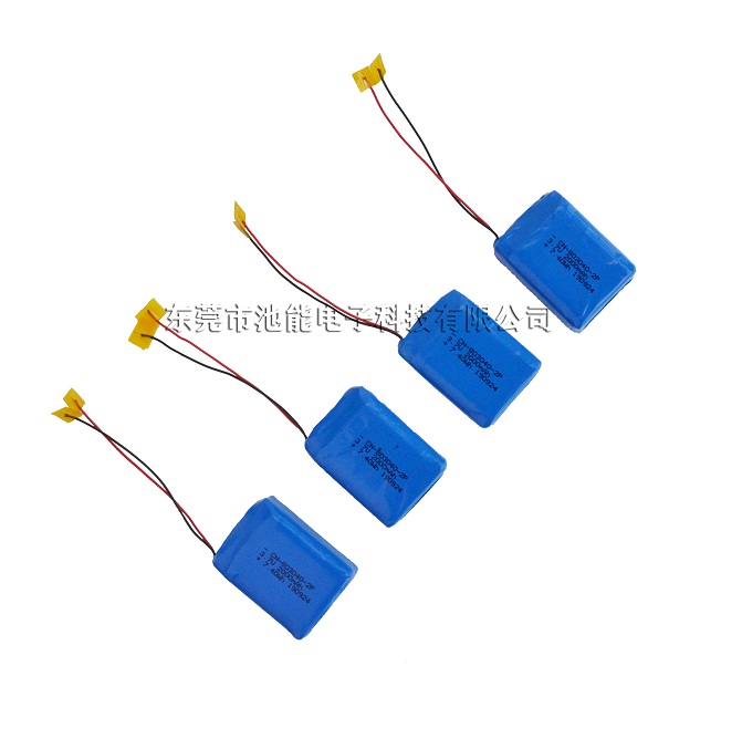 3.7V2000mAh医疗器械锂电池