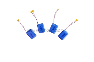 3.7V2000mAh医疗器械锂电池