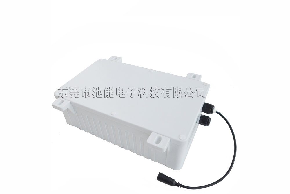 12.8V30Ah带防水外壳磷酸铁锂电池/太阳能路灯锂电池